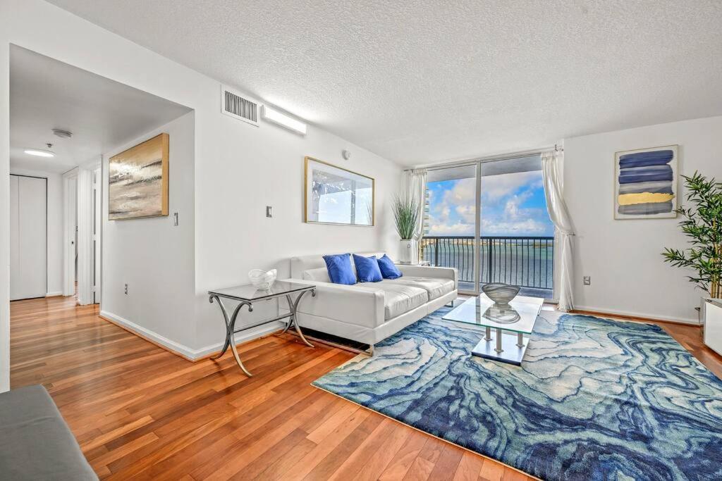Incredible Ocean View 3 Bedrooms Unit Маями Екстериор снимка